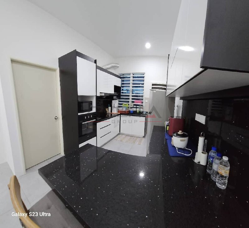 • ECONSAVE & LOTUS’S BANDAR PUTERI JAYA 📍 | OPEN FACING | RENOVATED | TERES SETINGKAT | CASHBACK RM30,000 | ZERO DEPOSIT | BOOKING 1K 4