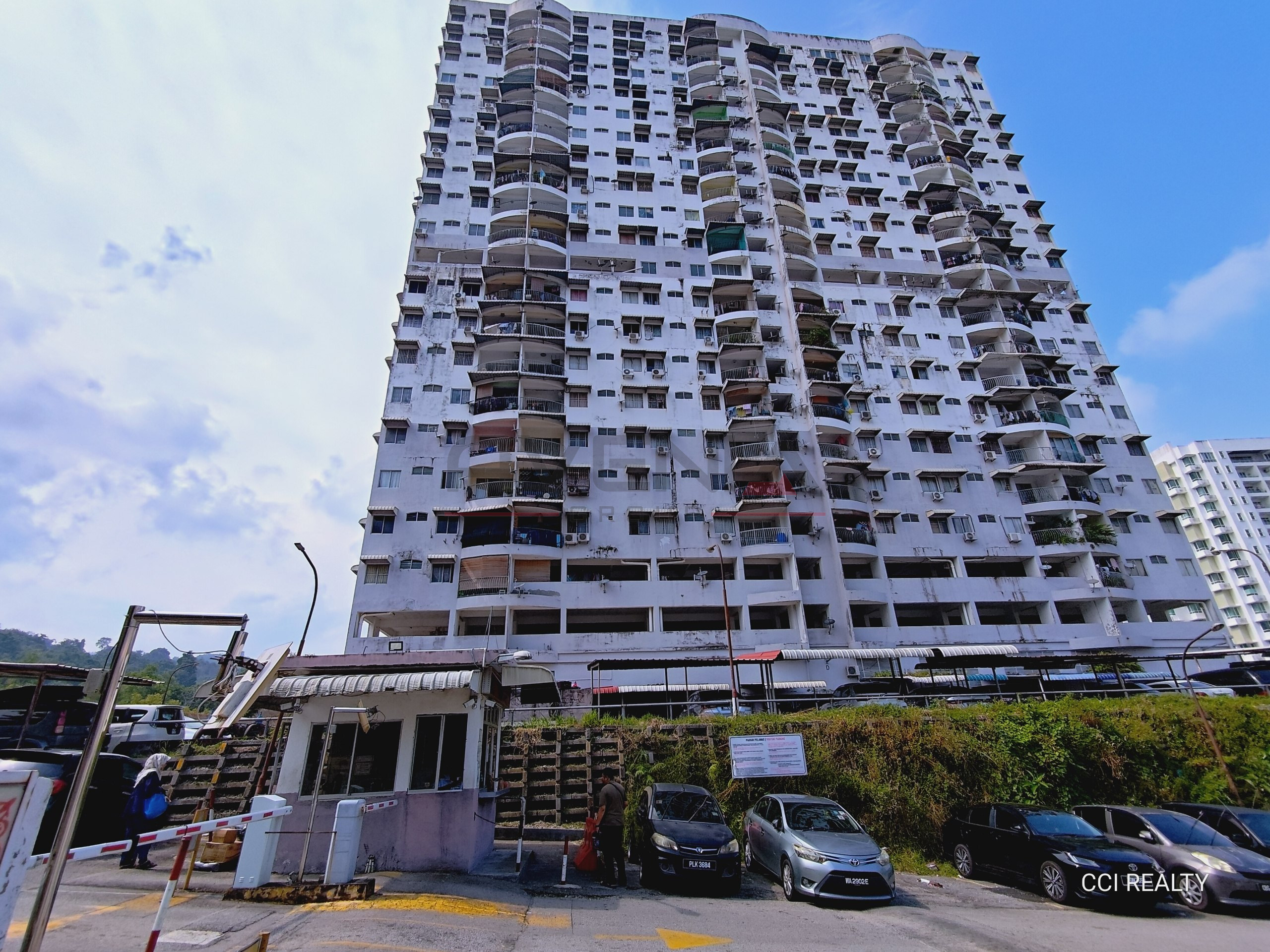 APARTMENT SAUJANA HEIGHTS 📍 | CASHBACK RM35,000 | ZERO DEPOSIT | BOOKING 1K