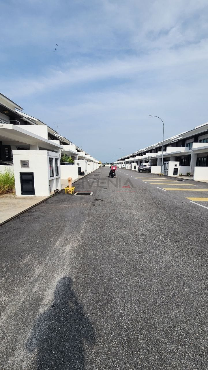 MEKARSARI ANGGUN| END LOT| GATED & GUARDED 📍 | END LOT | RENOVATED | TERES 2 TINGKAT | BELOW MARKET VALUE RM15,000 16