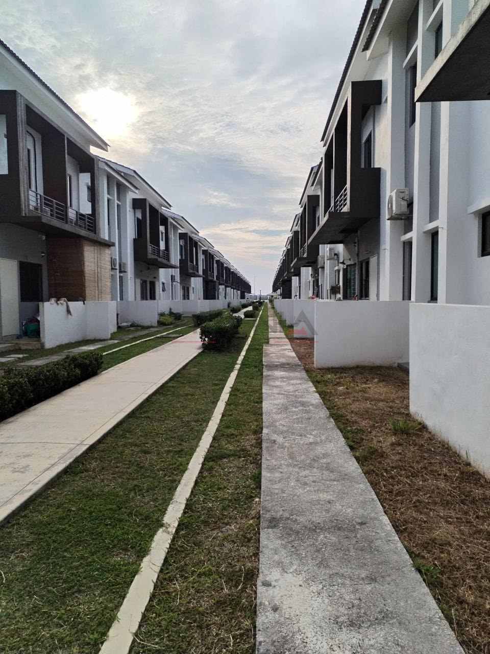 MEKARSARI ANGGUN| END LOT| GATED & GUARDED 📍 | END LOT | RENOVATED | TERES 2 TINGKAT | BELOW MARKET VALUE RM15,000 17