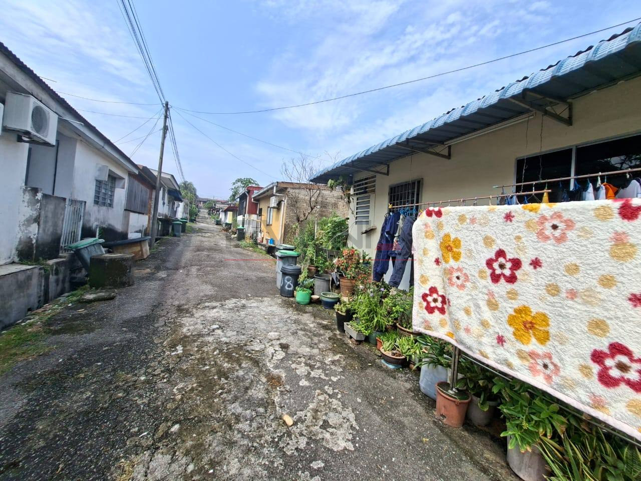 TAMAN KENARI 📍 | END LOT | RENOVATED | TERES SETINGKAT | CASHBACK RM15,000 | ZERO DEPOSIT | BOOKING 1K 4