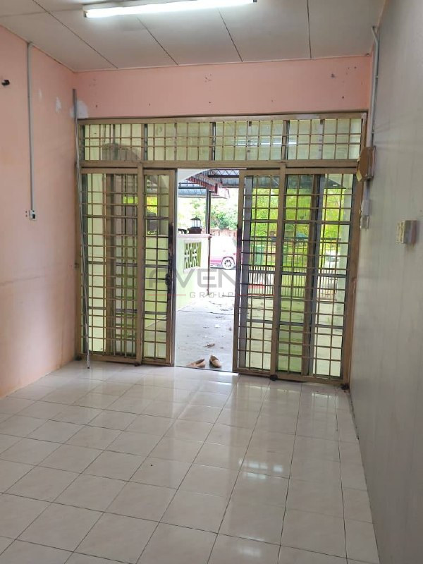 TAMAN TENGKU MAHERAN 📍 | OPEN FACING | RENOVATED | TERES SETINGKAT | CASHBACK RM10,000 | ZERO DEPOSIT | BOOKING 1K 5