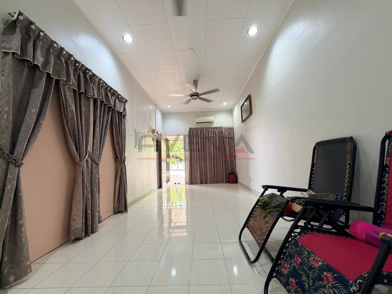 ▪️1 KM TAMAN AWAM BPJ HILLPARK 📍 | RENOVATED | TERES SETINGKAT | BELOW MARKET VALUE RM280,000 | ZERO DEPOSIT | BOOKING 1K 6